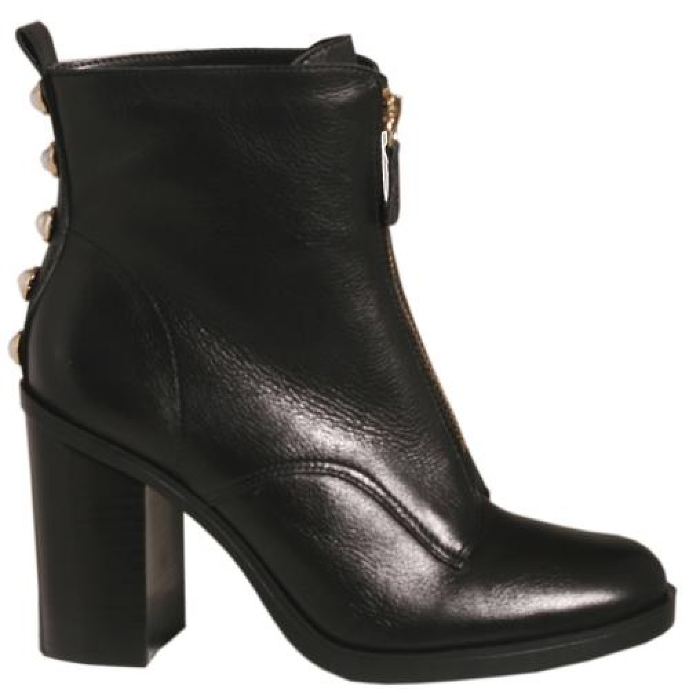 517.21112272 BOTA FEM.COURO SOLA DE BORRACHA